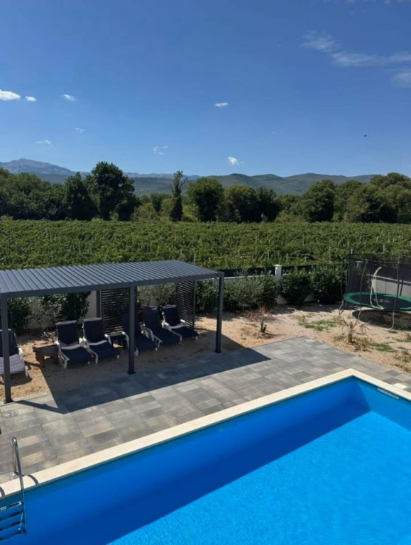 Villa Serenity with heated pool