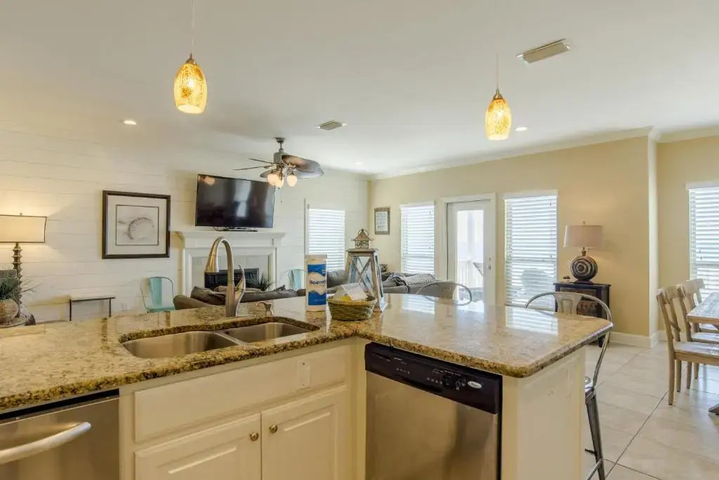 "Heavenly Sunrise"-Gulf-Front Home Wpool Great Location! "Alvacationrentals"