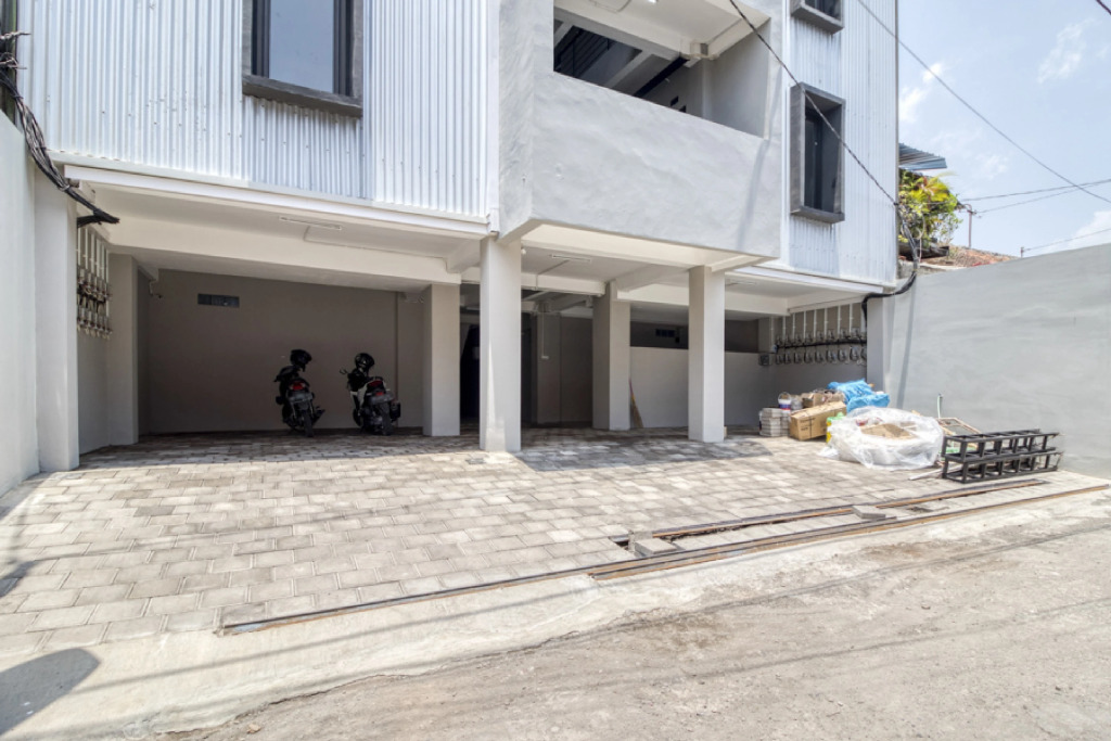 RedDoorz Syariah near Galeria Mall Yogyakarta