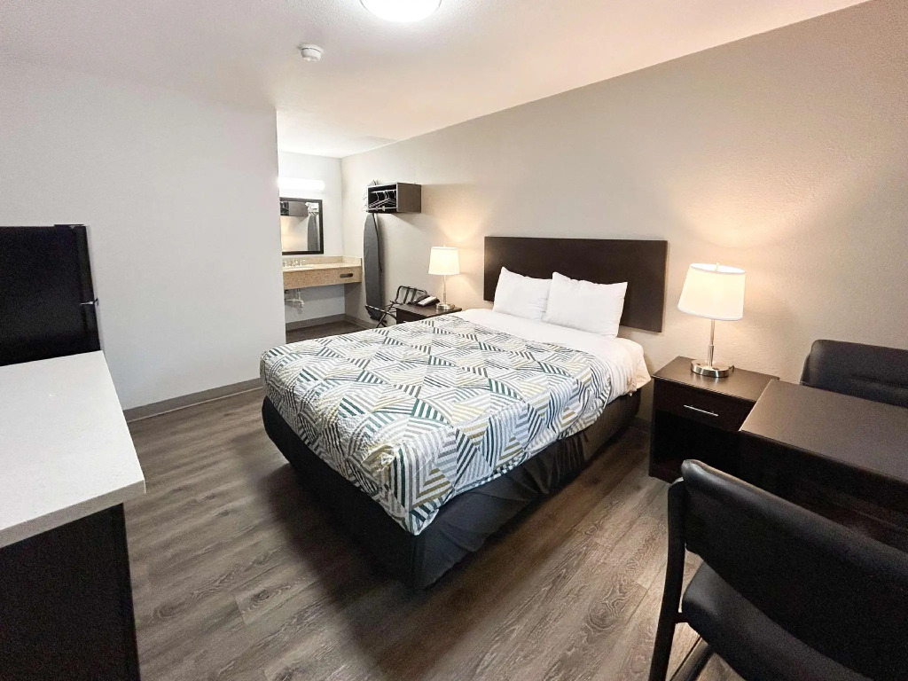 Studio 6 Suites Vancouver WA Waterfront
