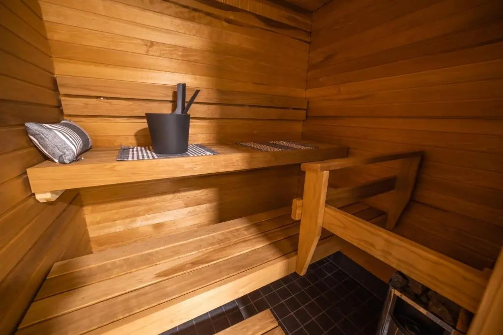 ULEABO New, Light and Roomy 61m² Apartment With Sauna!