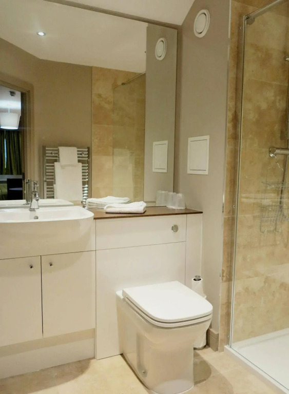 The White Hart, Wroughton