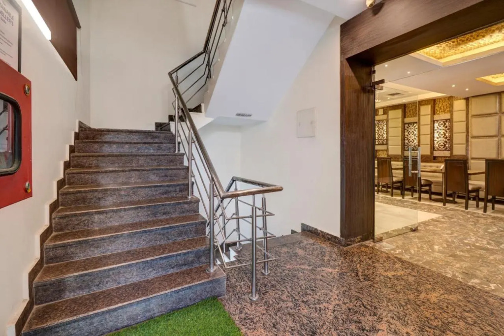Treebo Masterprice Inn - 15 Mins From Airport