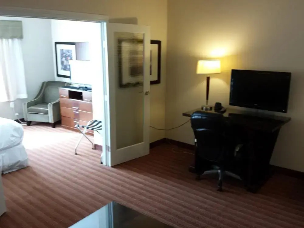 Sigma Inn & Suites Hudsons Hope