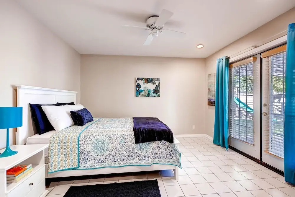 PX017 4 Bedroom Holiday home By Senstay