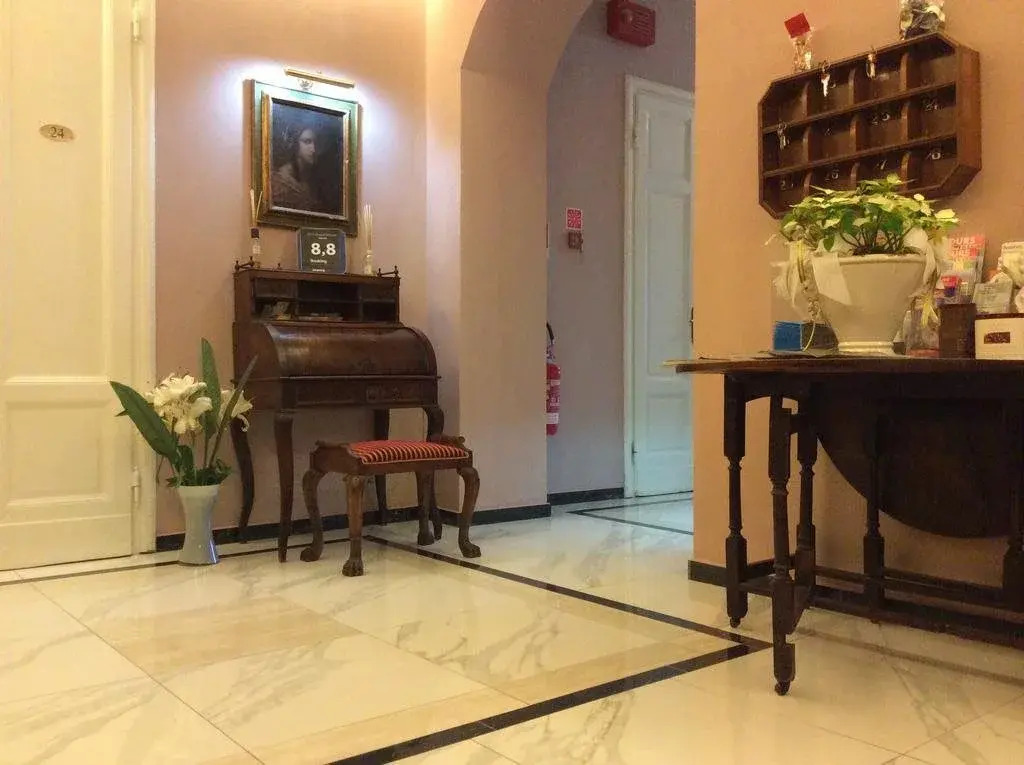 Hotel Jolì