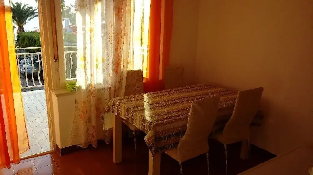 Apartments and Rooms Copacabana