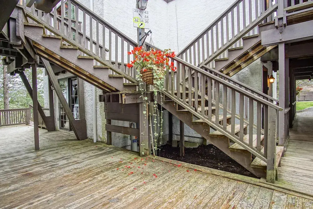 Autumn Mountain Stay Whistlepunk 32, 4BR + Loft