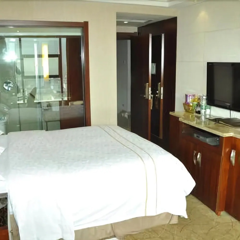 Chunqiu International Hotel - Guangyuan