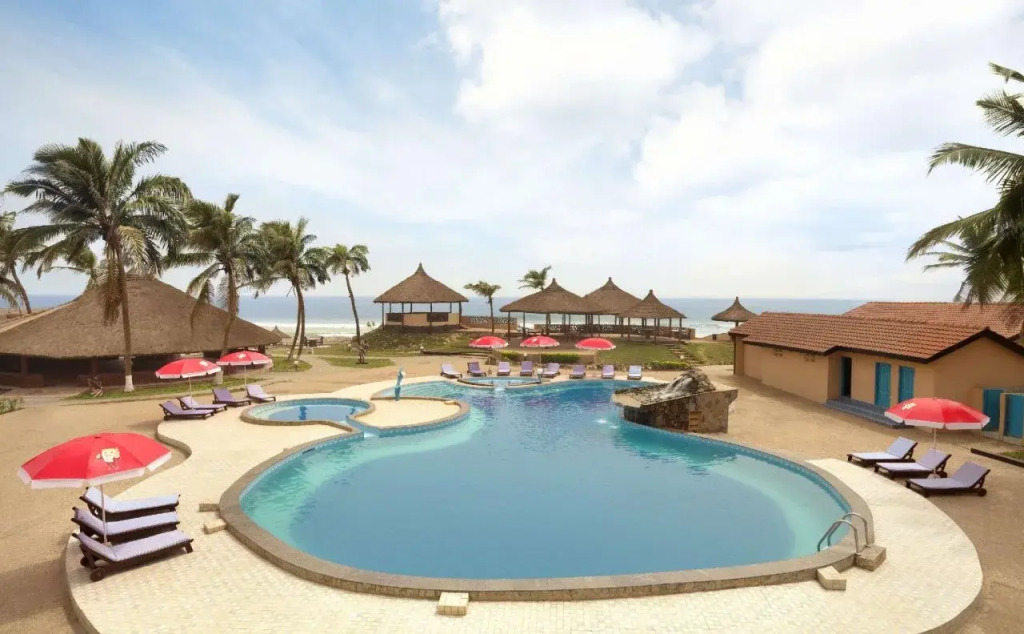 Ramada Resort Accra Coco Beach