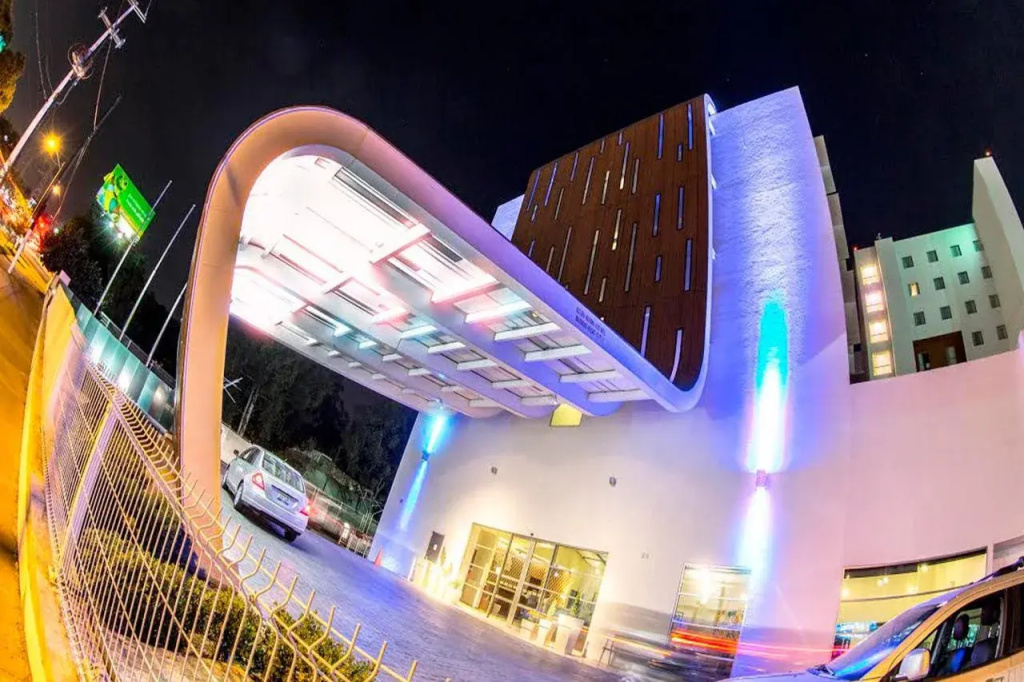Holiday Inn Guadalajara Patria-Universidad by IHG
