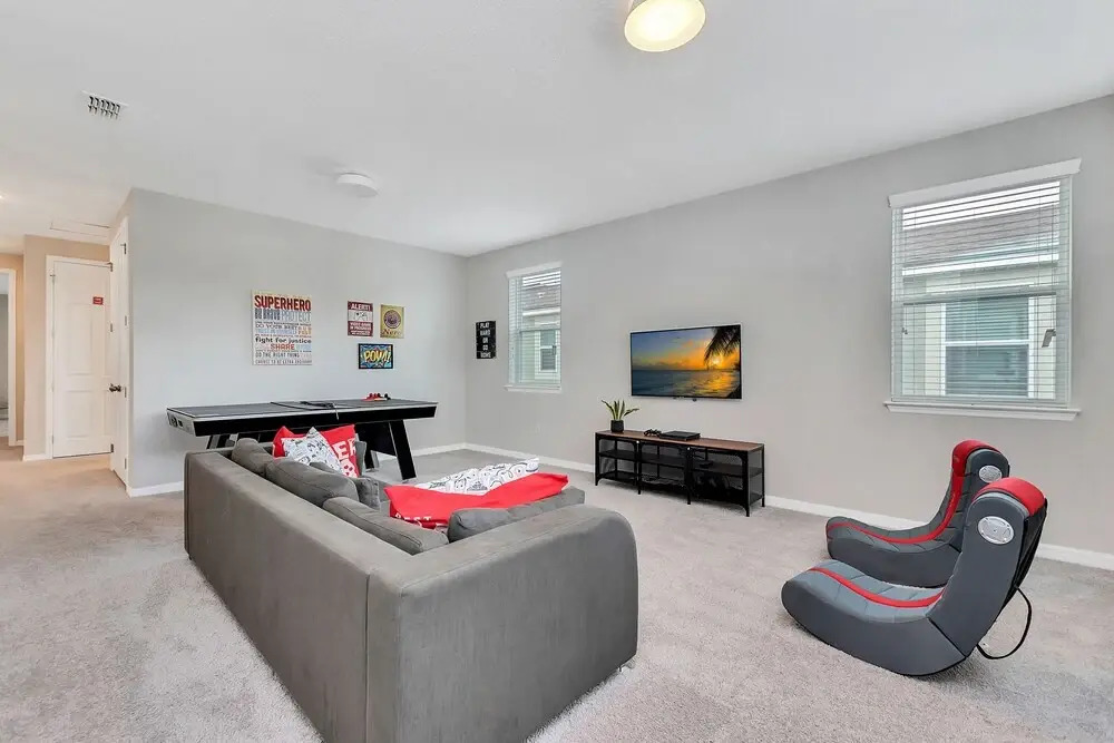 9022 Pelican Cove