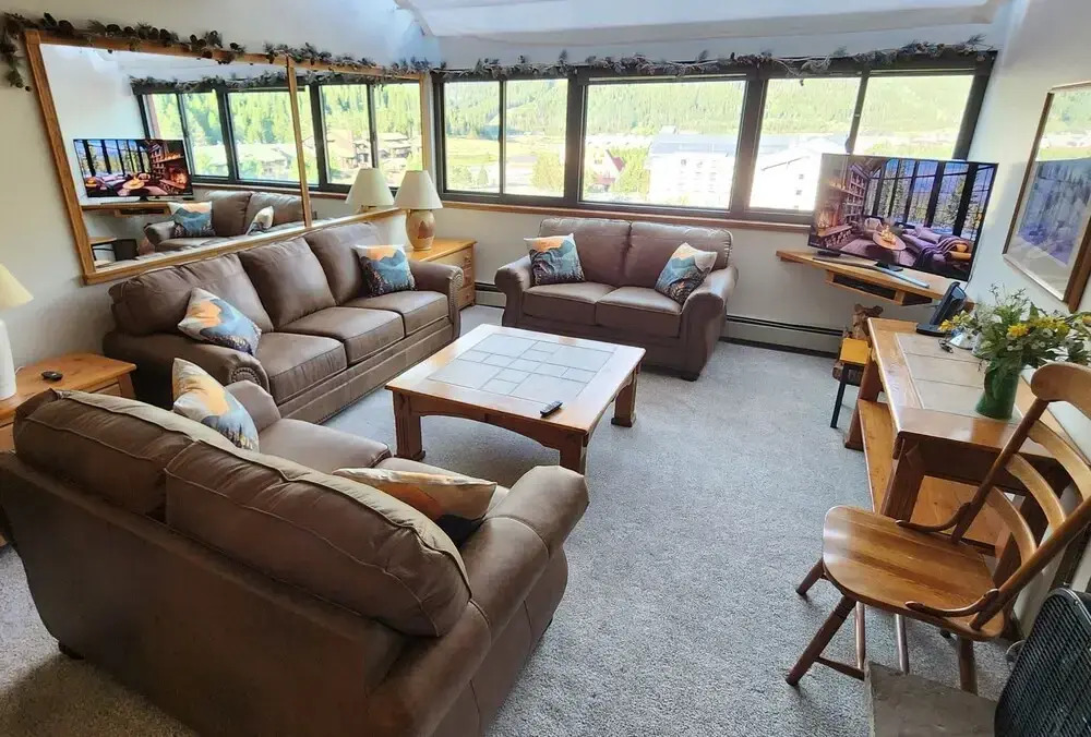 Vs741 Village Sqaure 3 Bedroom Condo by RedAwning
