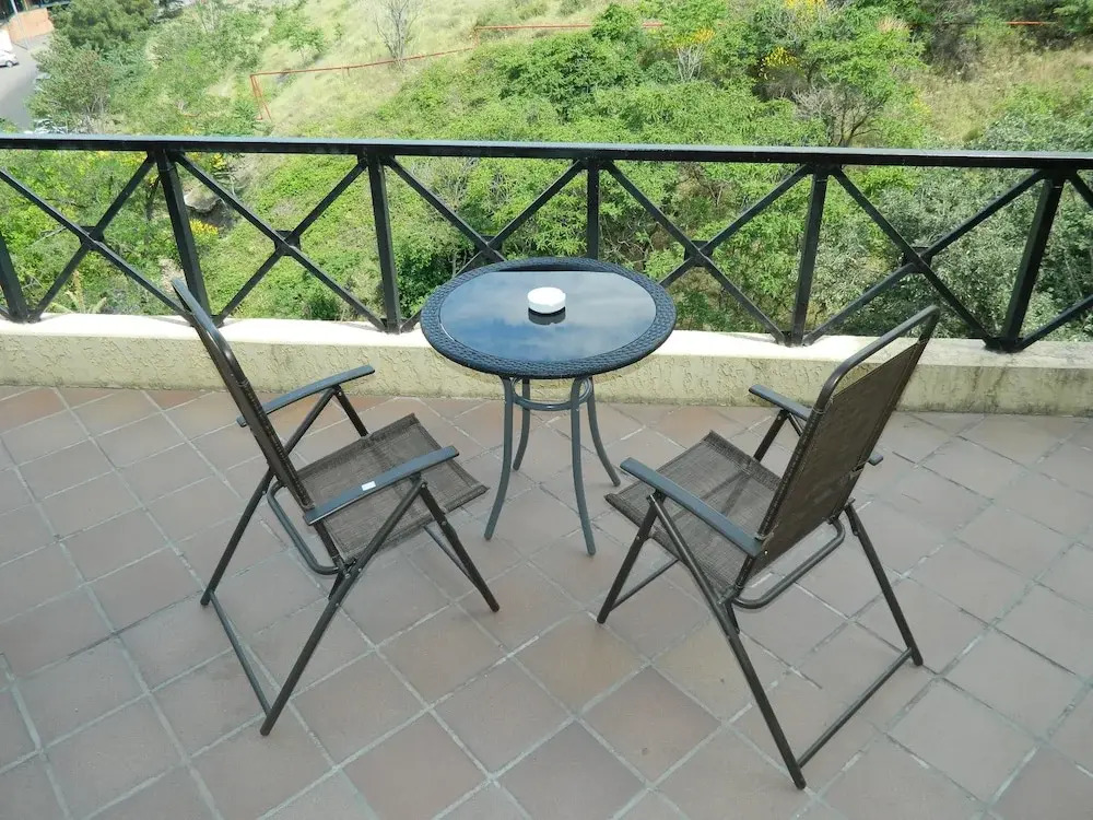 Отель Terrace House Тбилиси
