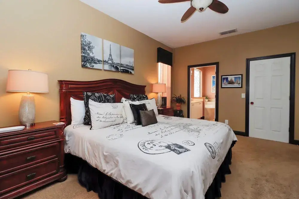 7 Bedrooms Perfect For Large Families Or Groups!