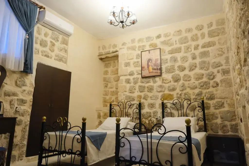 MİRSTONE TARİHİ KONAK