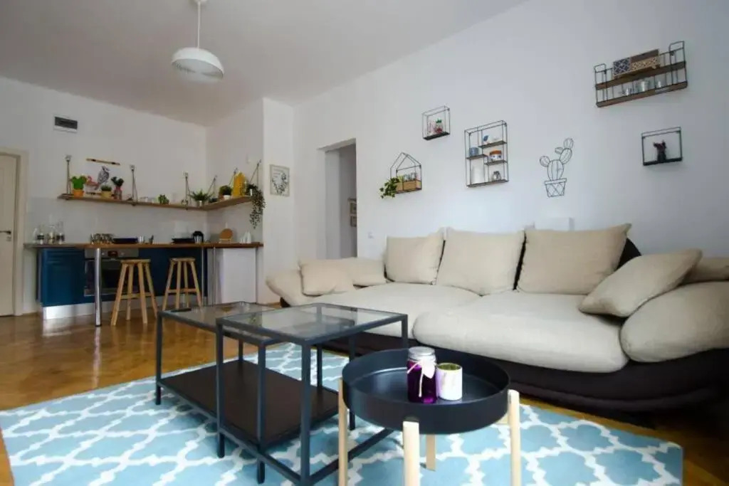 Stylized and modern apartment in Bucharest