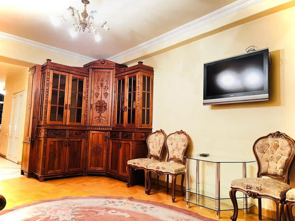 City Center , Best Location , 3 bedroom, Mashtots Avenue