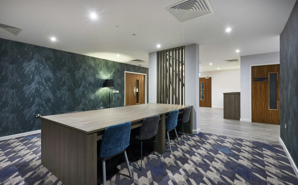 Hampton By Hilton Humberside Airport