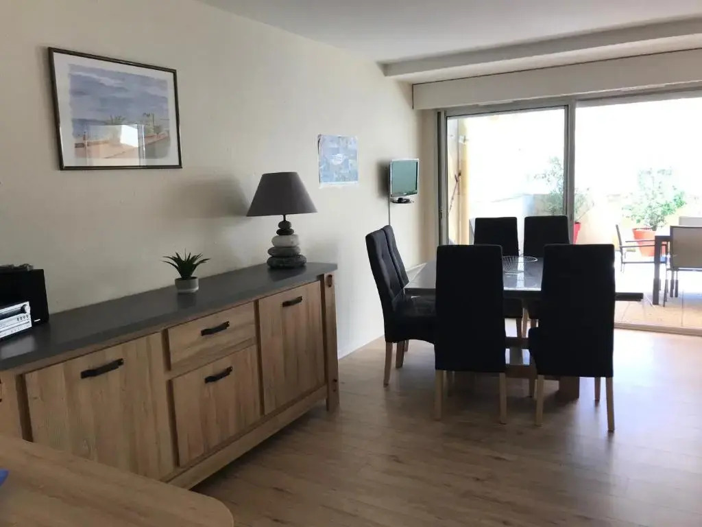 Appartement Les Sables-d'Olonne, 2 pièces, 6 personnes - FR-1-427-93