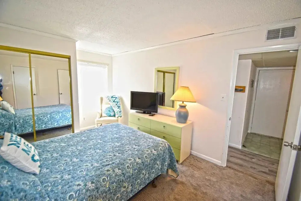 Surfside 60 Unit 303 - 3 Br Condo