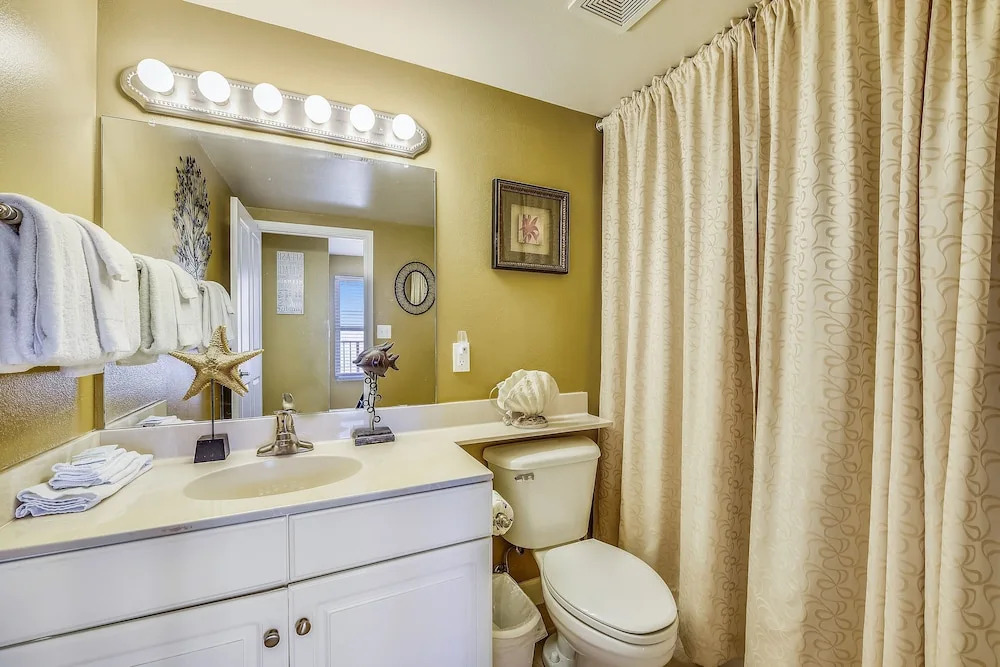 Shores Of Panama 2217- Elegantly Decorated, Sleeps 6, Free Fun! 1 Bedroom Condo by RedAwning