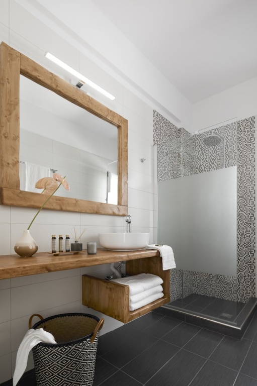 Pnoi Luxury Suites