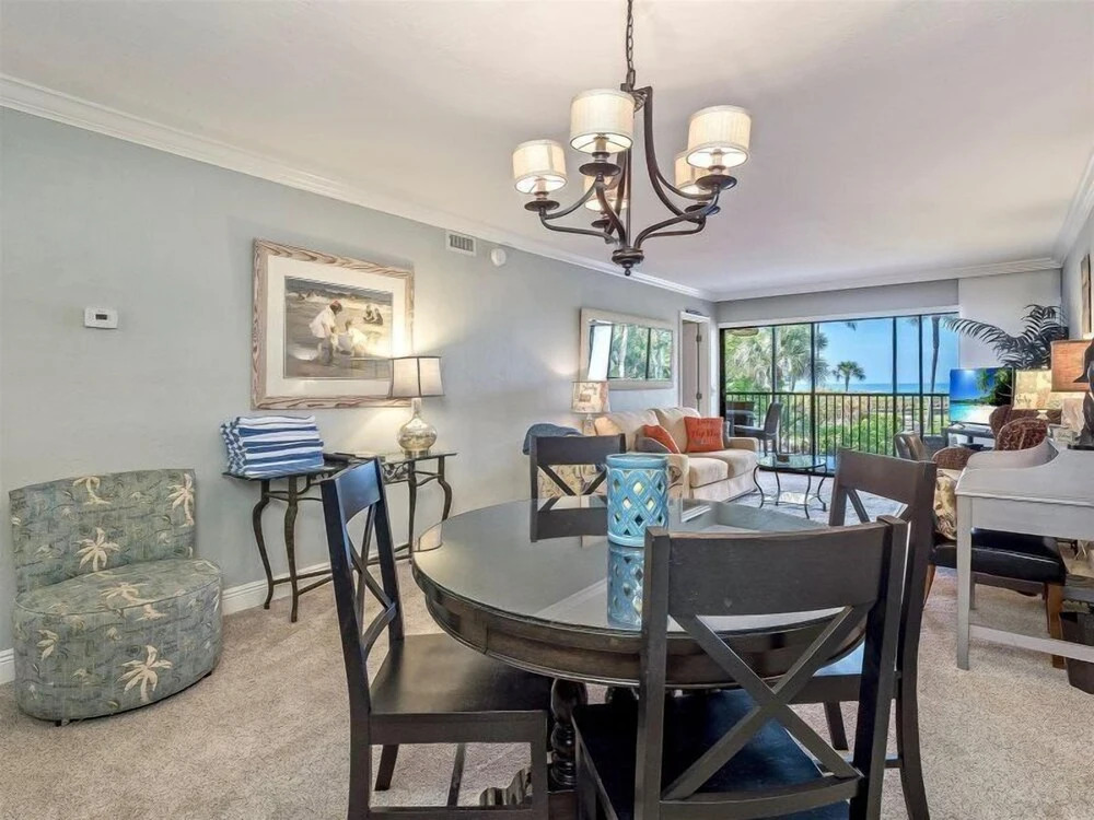 Sand Pointe 212