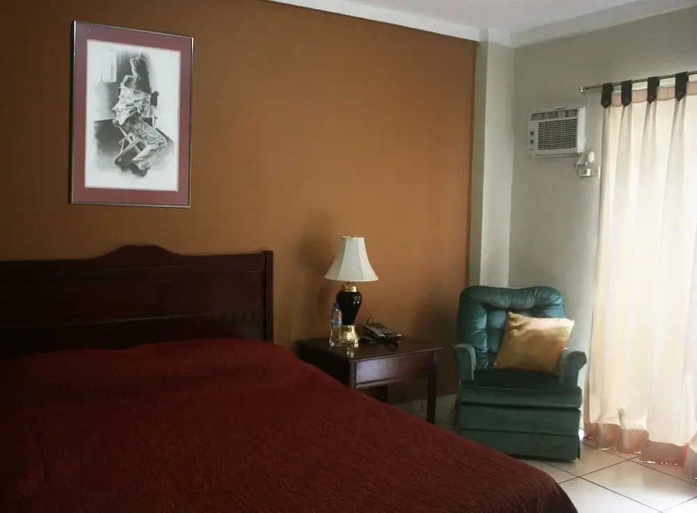 Hotel Andoria