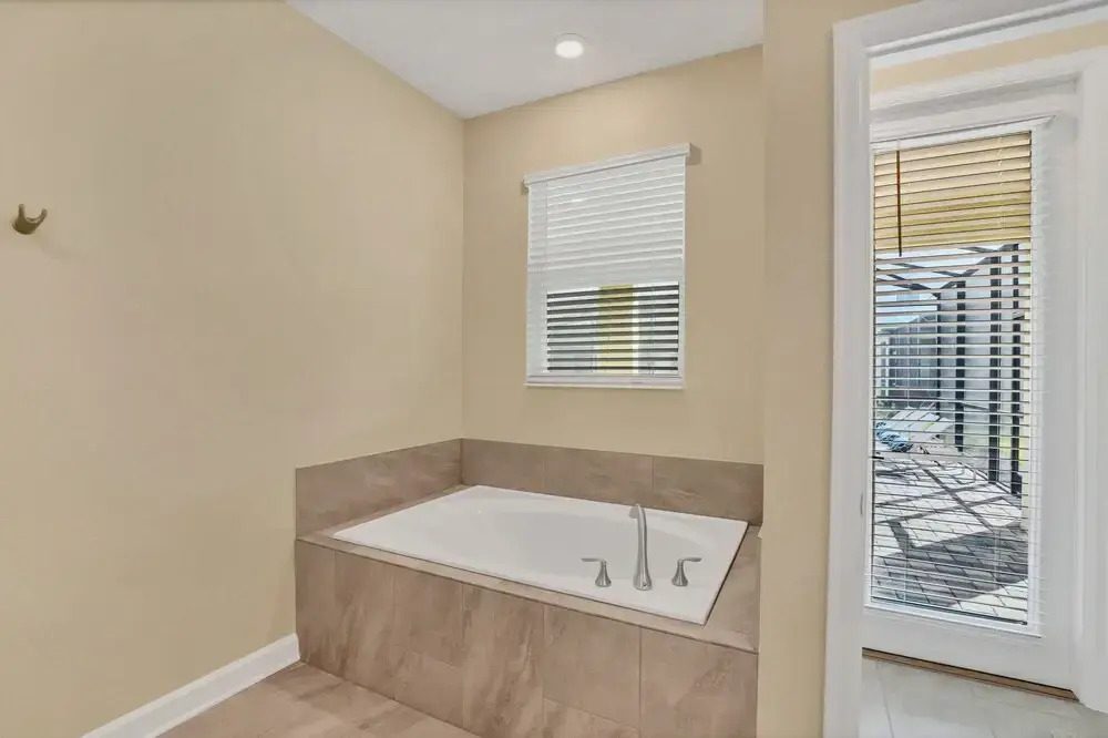 Target Villa Story Lake 6