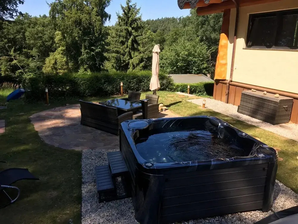 Kanadisches Blockhaus am Plauer See