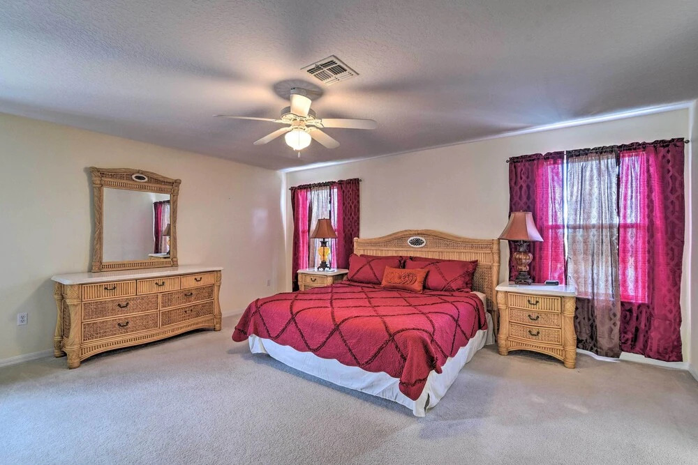 ~ 9 Mi to Disney: Family Home w/ Private Pool!