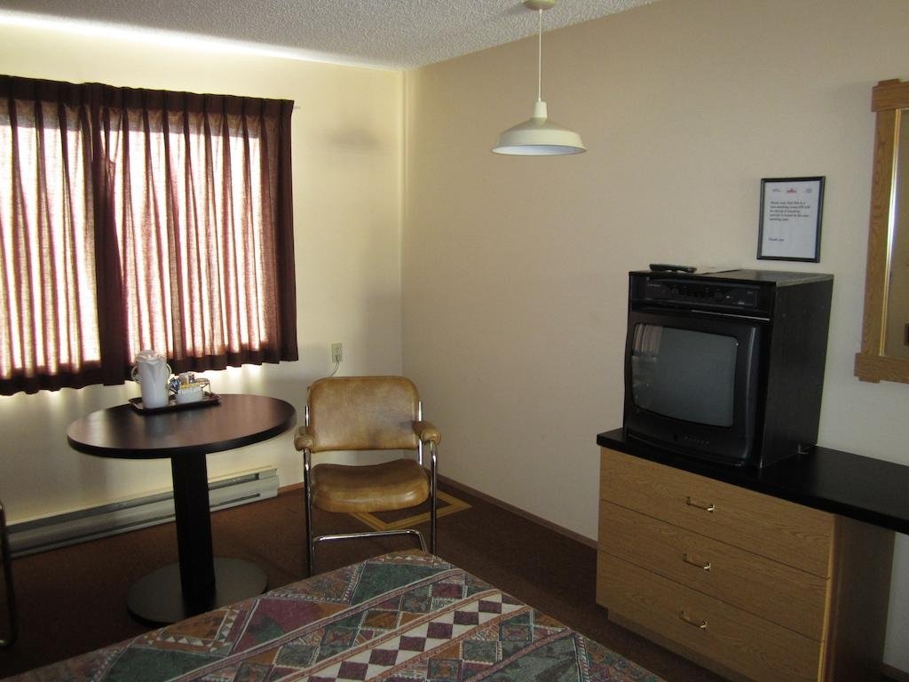Y-5 Motel