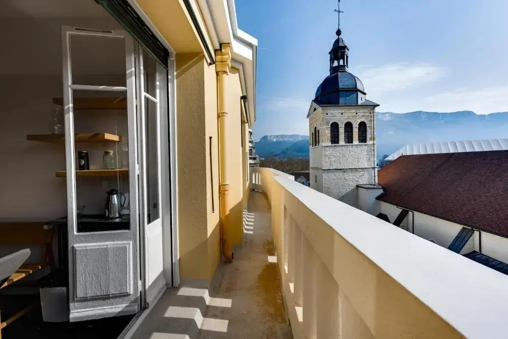 Le Panoramique - 75 sq m apartment with balcony in the heart of Annecy
