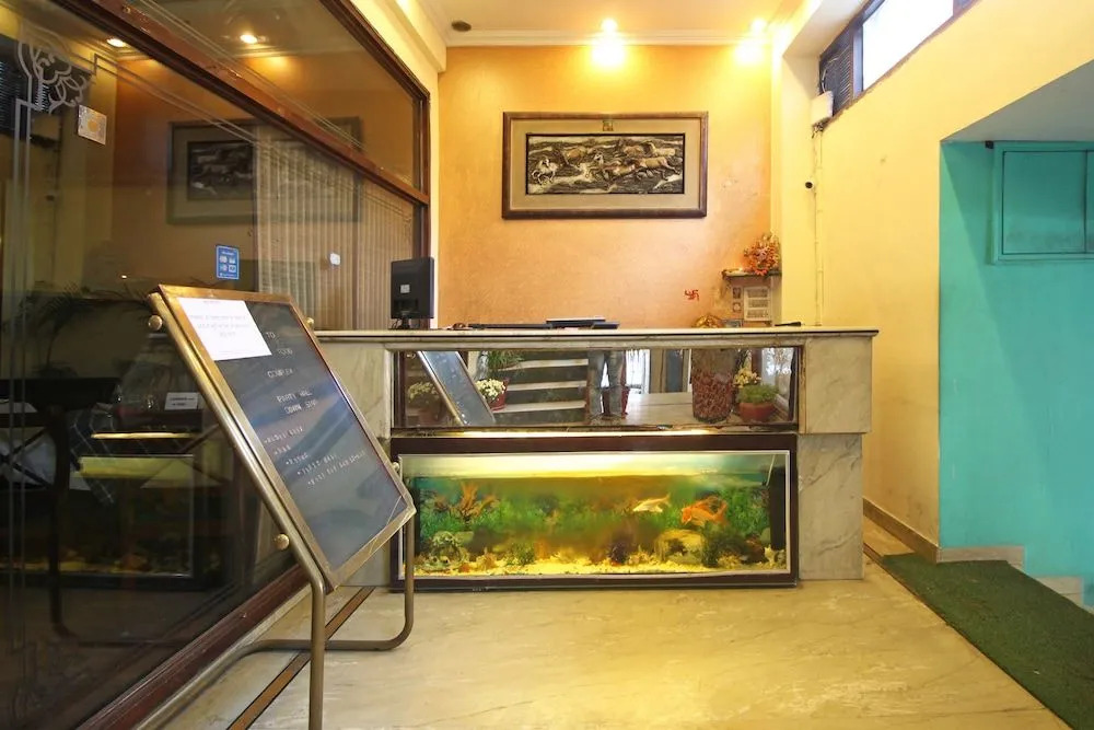 OYO 8132 Hotel Kukreja