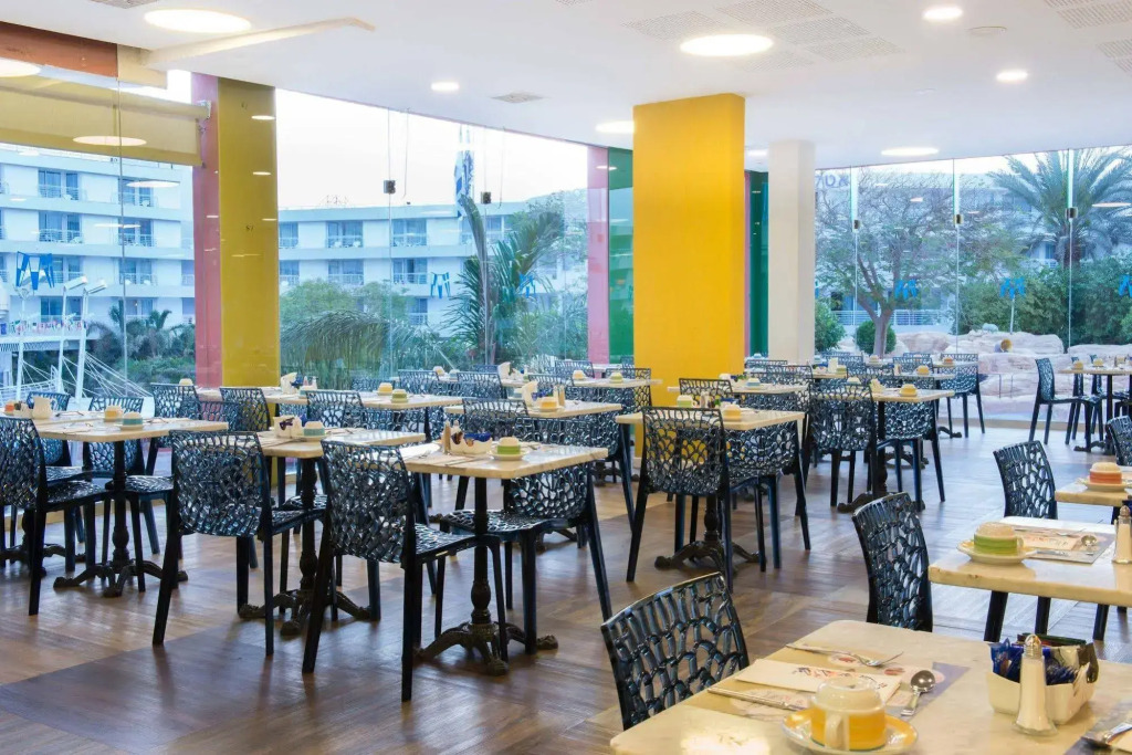 Club Hotel Eilat - All Suites Hotel