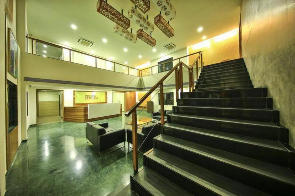 FabHotel Flora