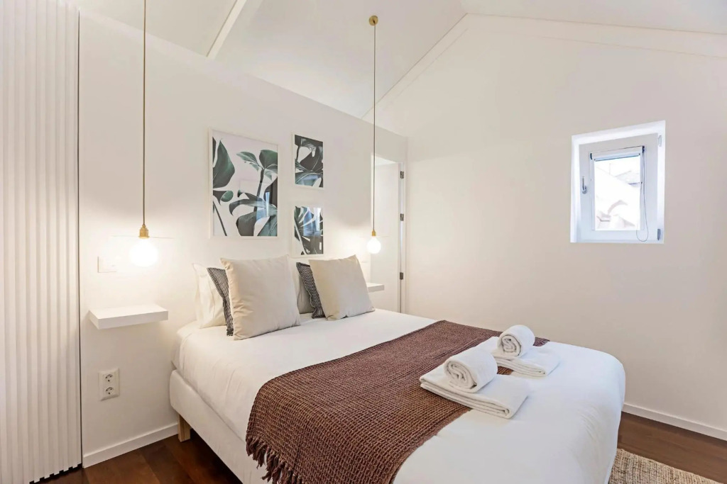 Wonderful 2BR Duplex Near River by LovelyStay