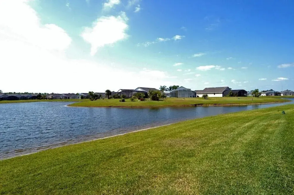 663 4-bedroom Pool Home, Eagle Pointe Kissimmee