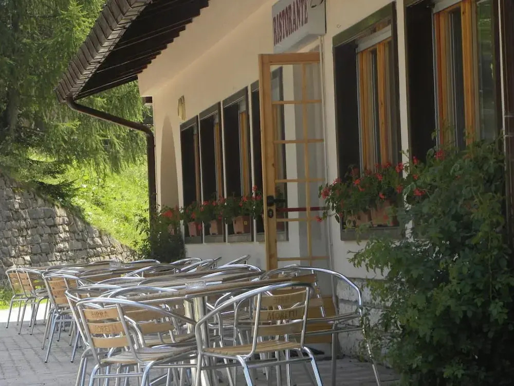 Отель Life Hotels Des Alpes