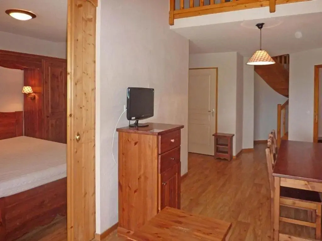 Appartement Les Orres, 3 pièces, 8 personnes - FR-1-322-241