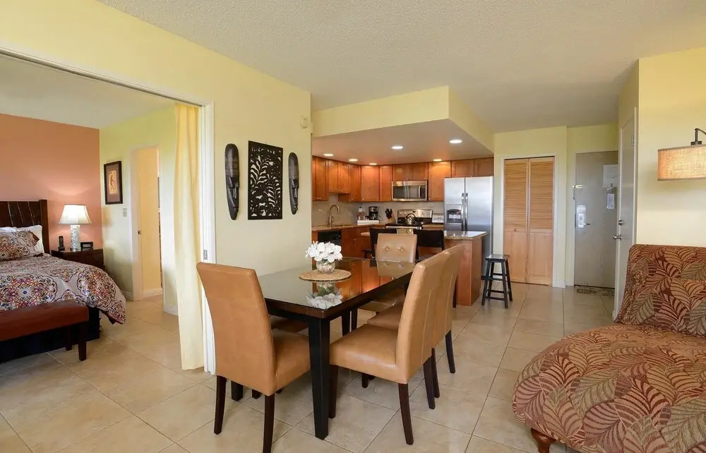 Maui Banyan T305 - Three Bedroom Condo with Ocean View