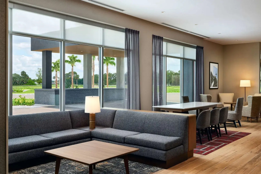 Hyatt Place Melbourne Airport