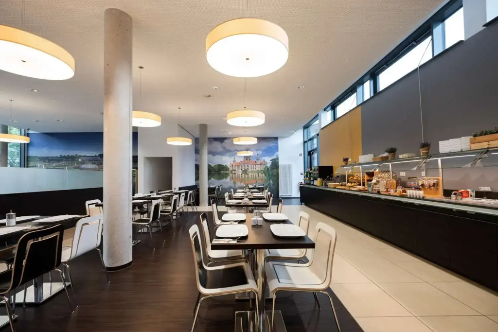 Отель Premier Inn Hannover City University hotel