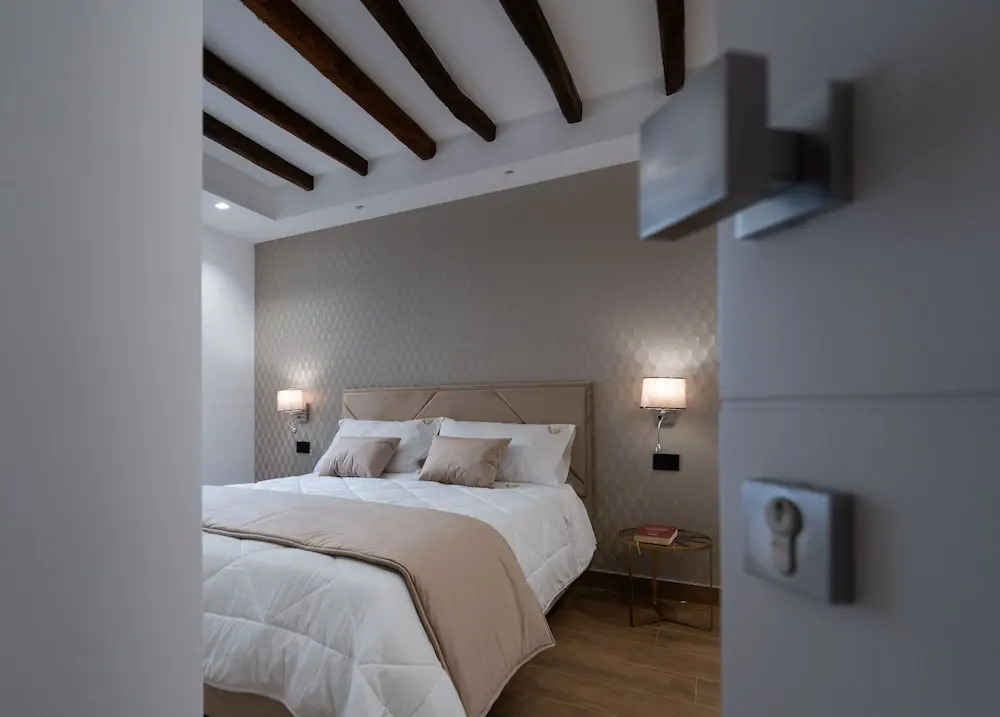 Sofi' Center Rooms