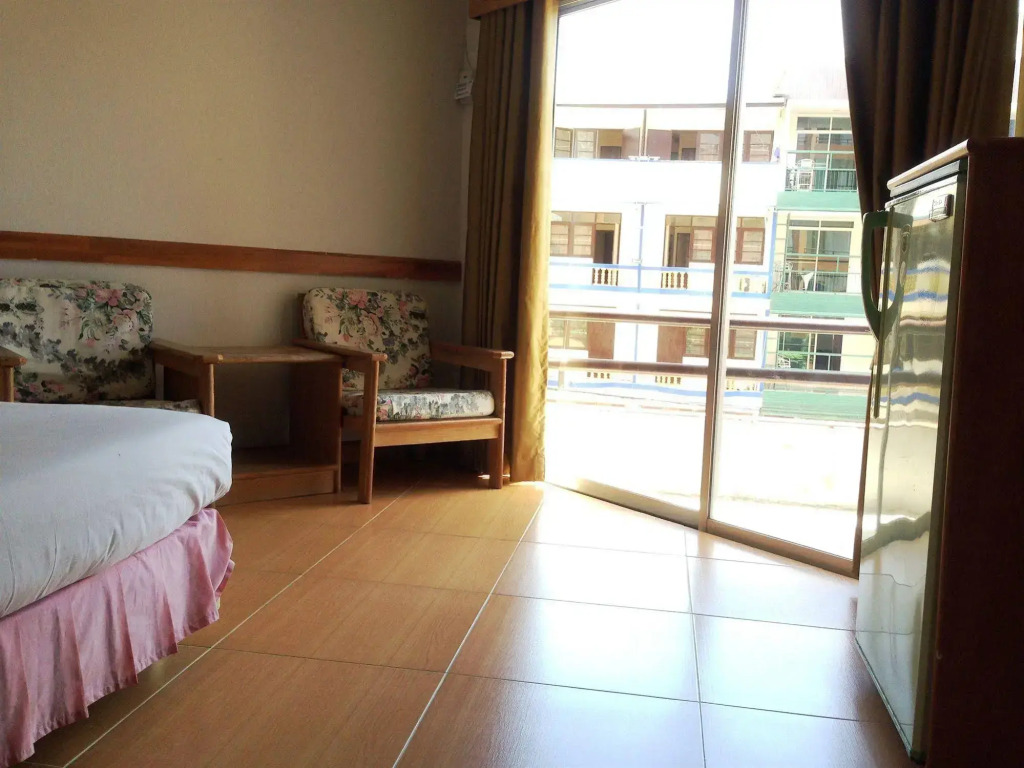 Skaw Beach Hotel