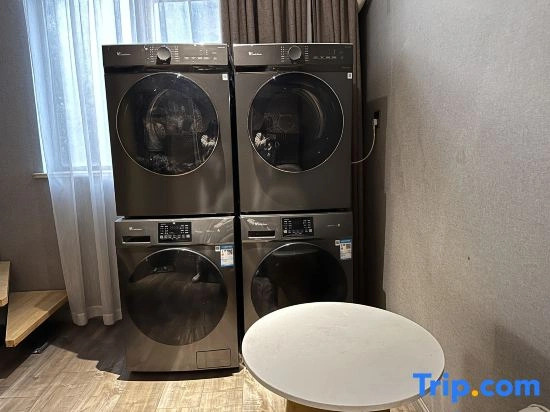 Huashu Hotel (Shanghai Qingpu Chengxi Road)