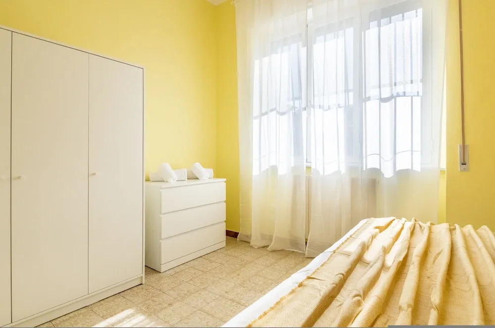 Tulipan in Livorno with 3 bedrooms and 2 bathrooms