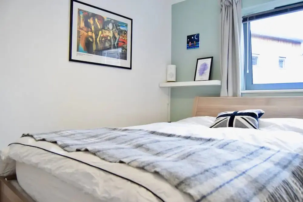 Modern 1 Bedroom Battersea Flat