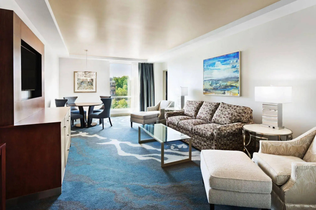 The TENNESSEAN Hotel